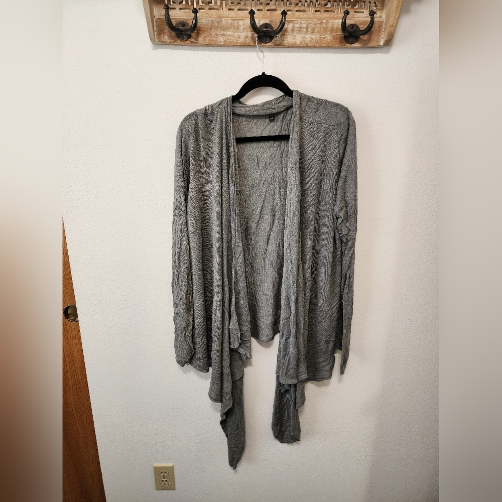 Sweater topper